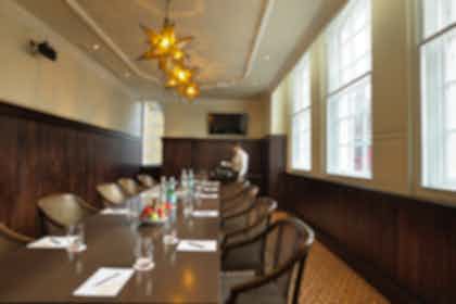 Lab 1 - Meetings & Private Dining  2